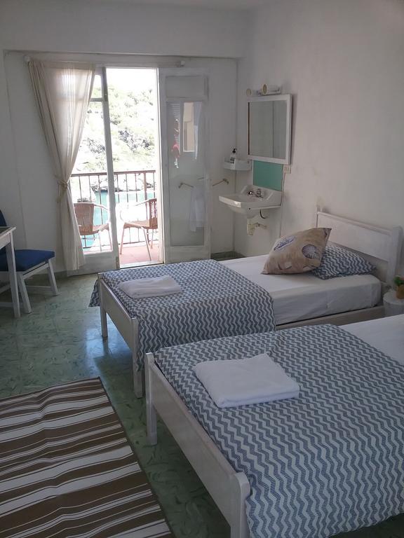 La Marina De Maria Guest House Cala Figuera  Esterno foto
